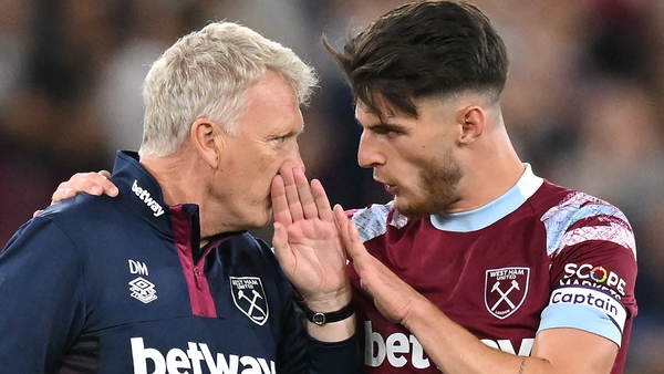 Hammers boss Moyes with midfielder Rice