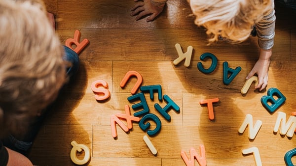 Research has shown that a child with an affected parent or sibling has a 40 to 60% risk of developing dyslexia. Photo: Getty Images