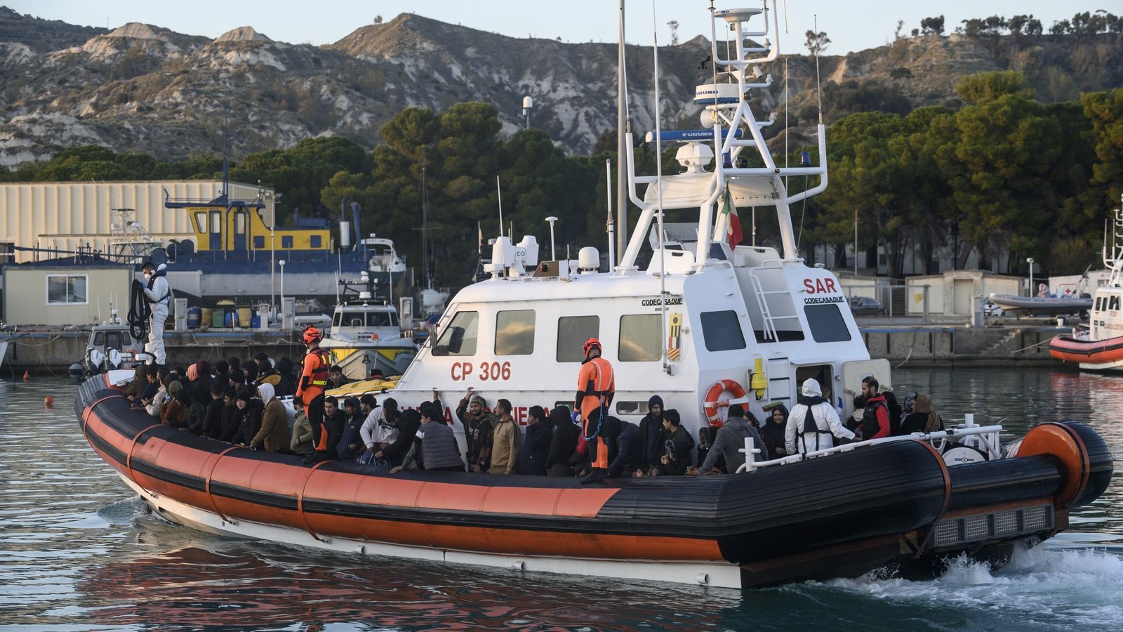 Charities Criticise Italy's New Migrant Rules