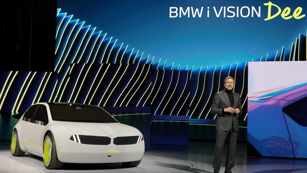 BMW Chairman Oliver Zipse introduces the BMW i Vision Dee at CES 2023