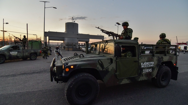 The Mexican army backed up the police to guard the centre were Ovidio Guzman was held