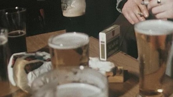 Drinks on pub table (1978)