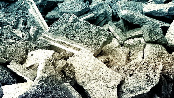 Bad blocks typically have excess levels of minerals, such as mica and pyrite
