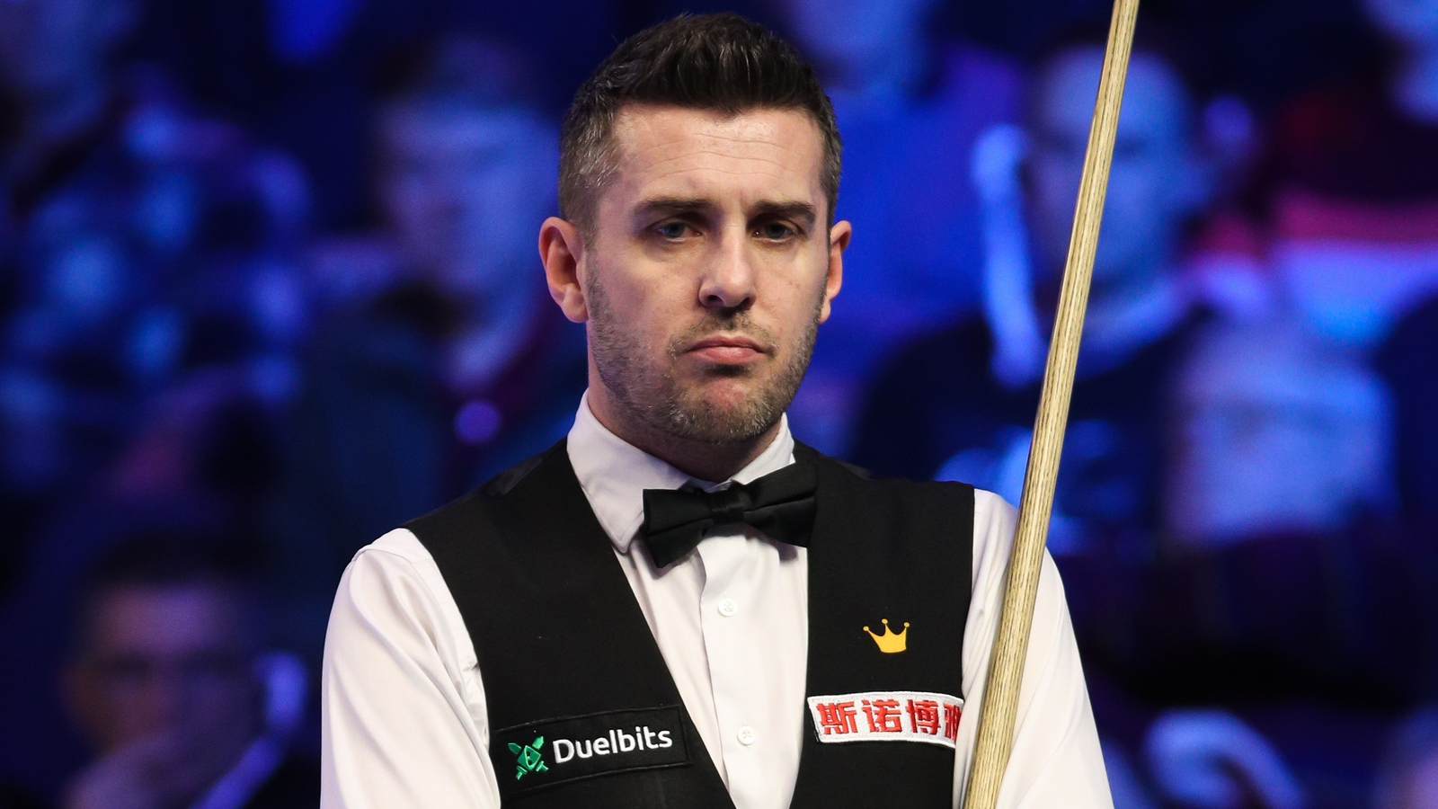Selby crashes out of World Grand Prix