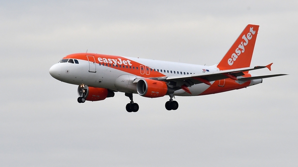 EasyJet has reported a headline loss before tax of £133m for the quarter to the end of December