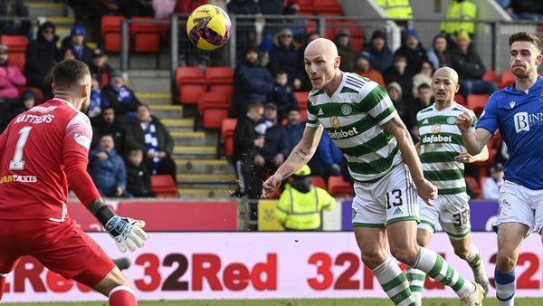 Aaron Mooy scores Celtic's third goal