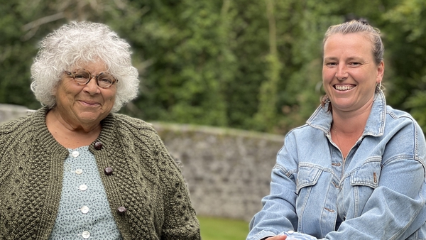 Miriam Margolyes (L) and Lynn Ruane (R) so in search of Lady Gregory