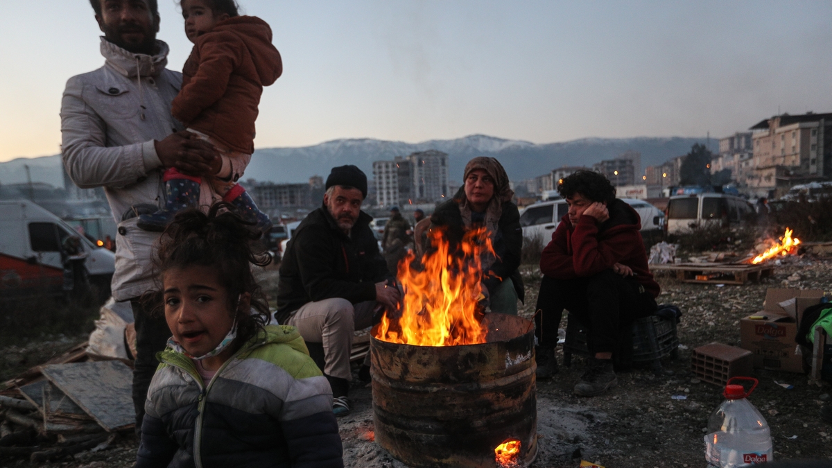 Survivors In Turkey And Syria Need Shelter, Warmth And Food As ...