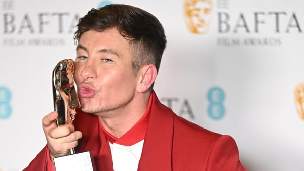 Barry Keoghan with his Best Supporting Actor BAFTA for his performance in The Banshees of Inisherin