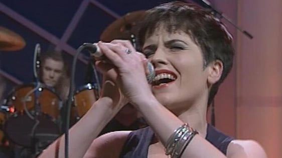 Dolores O'Riordan of The Cranberries on 'Kenny Live' (1993)