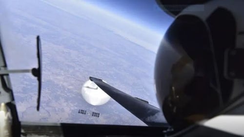 The photo was taken on 3 February as the balloon "hovered" over the US (Image: US defence department)