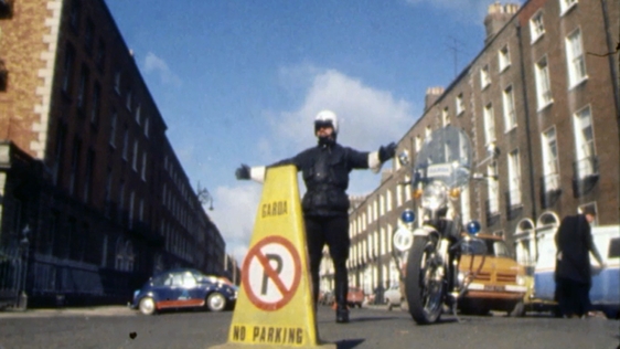 Mount Street is sealed off due to a petrol leak, 1978