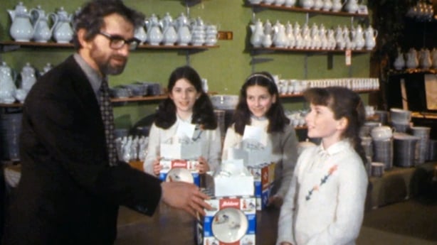 Fred Kaye, Justine Emoe, Aisling Kenna and Antoinette Emoe at Arklow Pottery, 1983