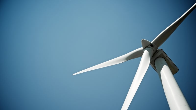 How do you clean a wind turbine blade? - podcast episode cover