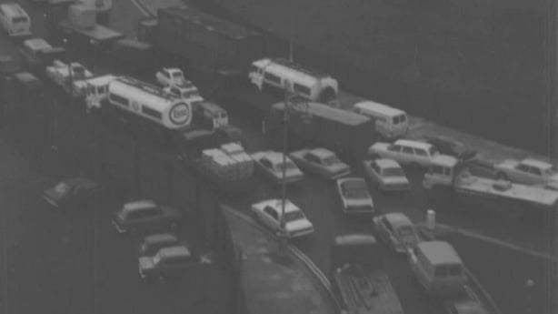 Bomb scares cause traffic chaos across Dublin city (1973)