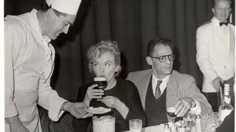 A short history of the Irish coffee - podcast episode cover