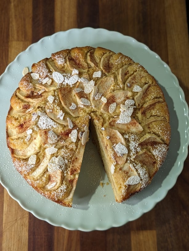 Cinnamon-Apple Cake Recipe | MyRecipes