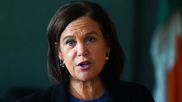Support for Sinn Féin, led by Mary Lou McDonald, has increased to 32%, according to the poll