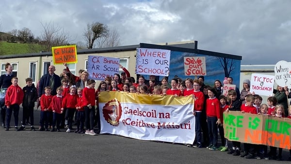 Parents, pupils and staff demonstrate outside Gaelscoil na gCeithre Máistrí in Donegal