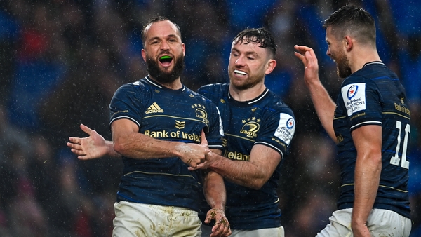 Jamison Gibson-Park (left) celebrates after scoring Leinster's second try