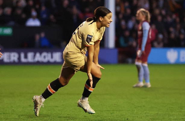 Stunning Katie McCabe winner earns Arsenal victory over Manchester City -  The Irish News