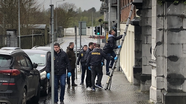 Fear gafa ó thuaidh faoi mharú mná i Luimneach