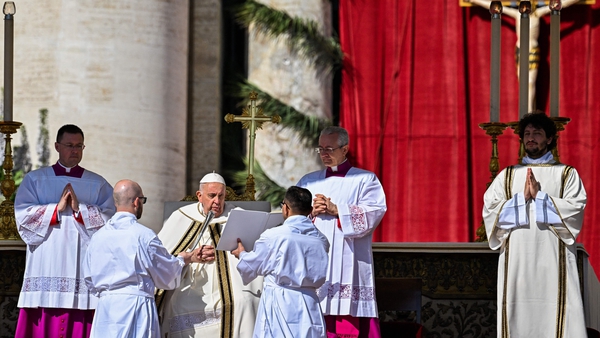 Pope Francis celebrates Easter Sunday mass at St Peter's Square