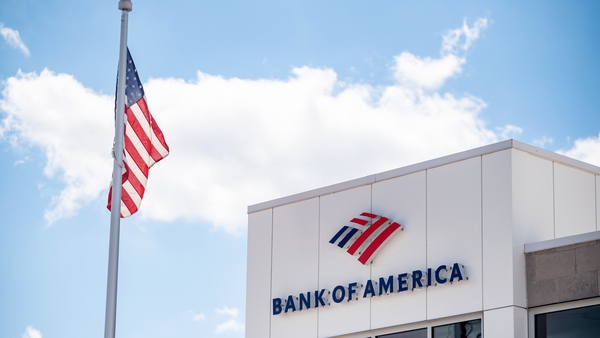 Bank of America reports improved quarterly profits