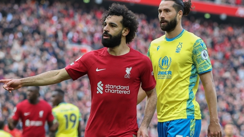 Mo Salah ends goal drought to put Liverpool top of the league in