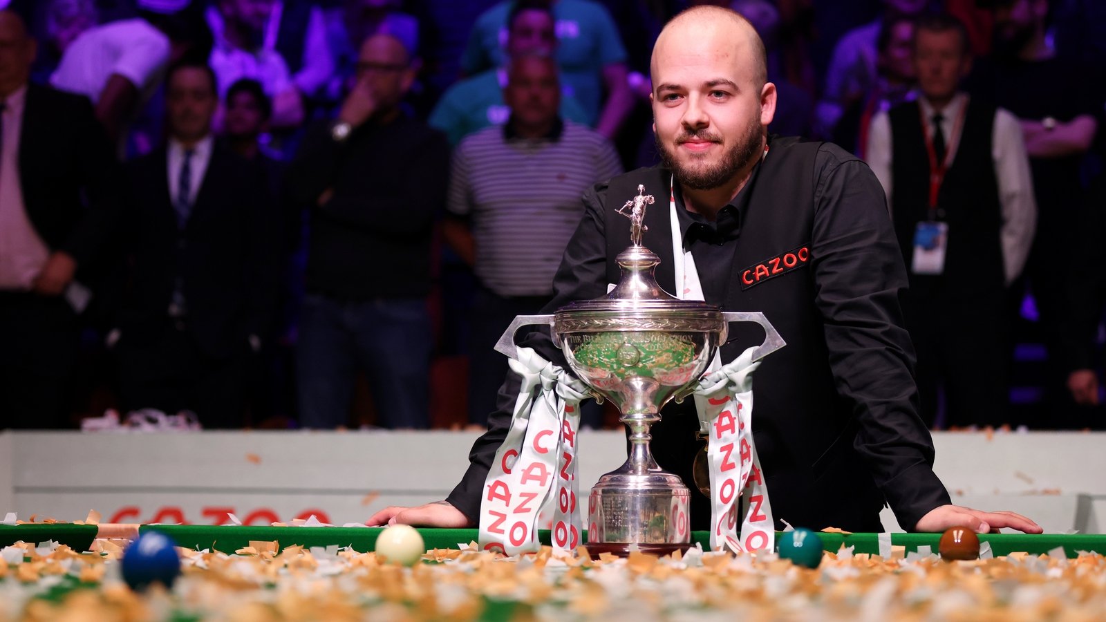 Brecel holds his nerve to beat Selby in World final