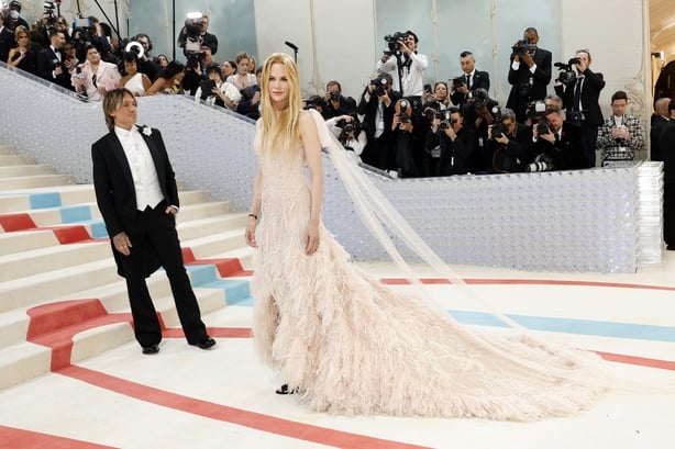 nicole kidman wedding dress