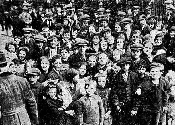 Century Ireland 256 - West Belfast election scenes Photo: Belfast Newsletter, 3 May 1923