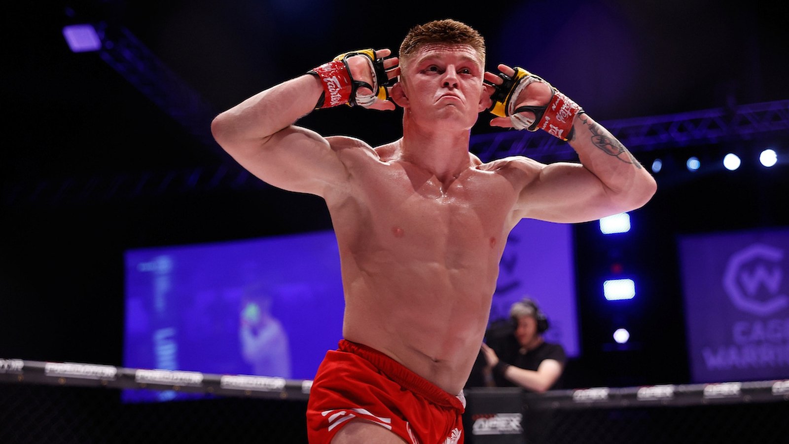 Loughran fights in Rome for Cage Warriors title