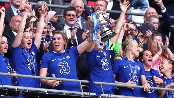 Chelsea lift the cup in front of over 77,000 people