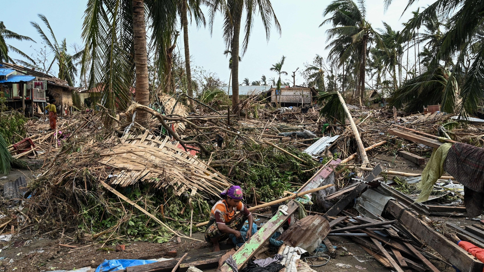 Hundreds feared dead after cyclone hits western Myanmar