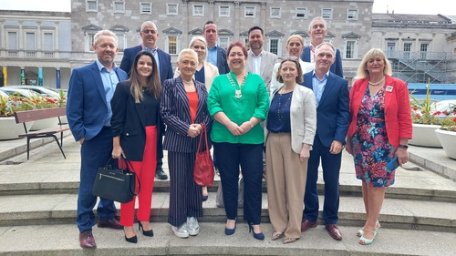 The group travelled to Dáil Eireann from Donegal