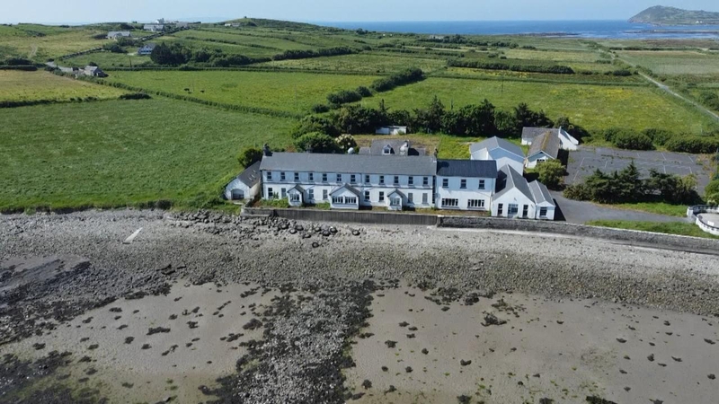Coláiste Eoghain Uí Chomhraidhe i gCo.An Chláir