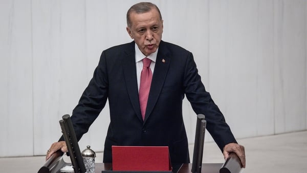 Recep Tayyip Erdogan won 52.18% of the vote while his Kemal Kilicdaroglu scored 47.82%, official results show