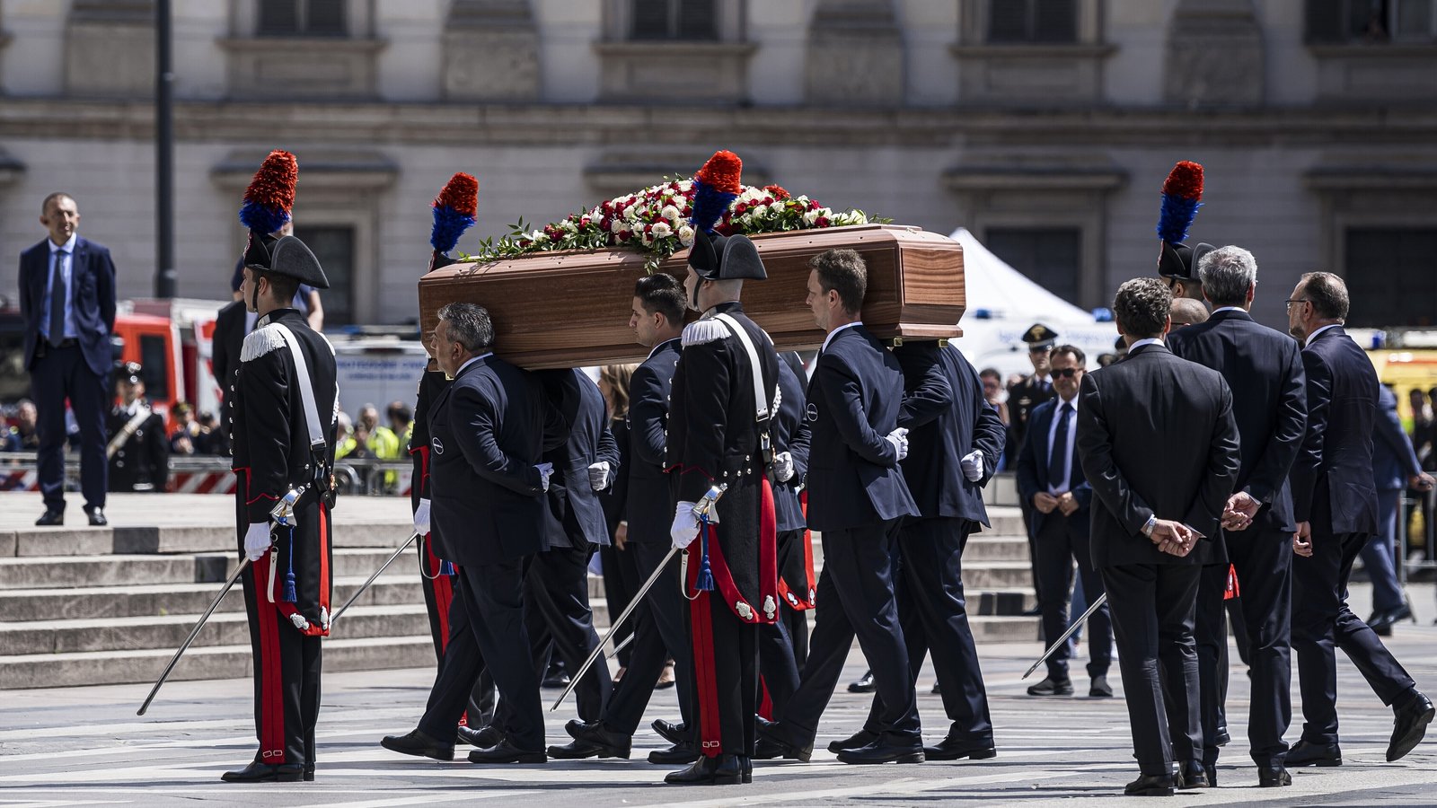 Italy bids farewell to Berlusconi with state funeral