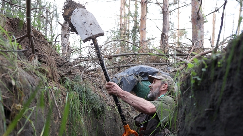 Two Weeks at the Front in Ukraine