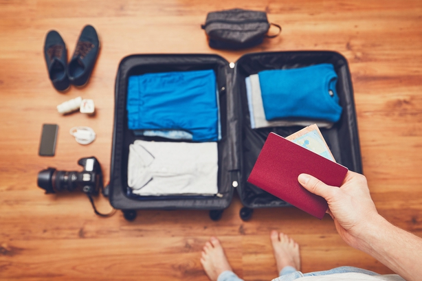 3 Celebrity Stylists on the Worst Carry-On Packing Mistakes