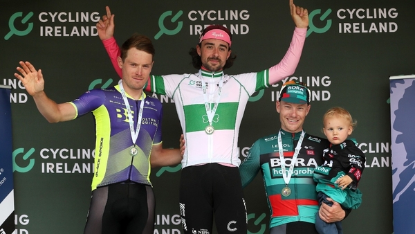 (L to R): Rory Townsend, Ben Healy and Sam Bennett