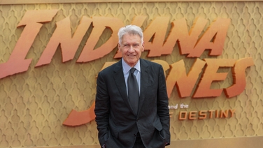 Harrison Ford and the stars of Indiana Jones And The Dial Of Destiny come out for the UK premier