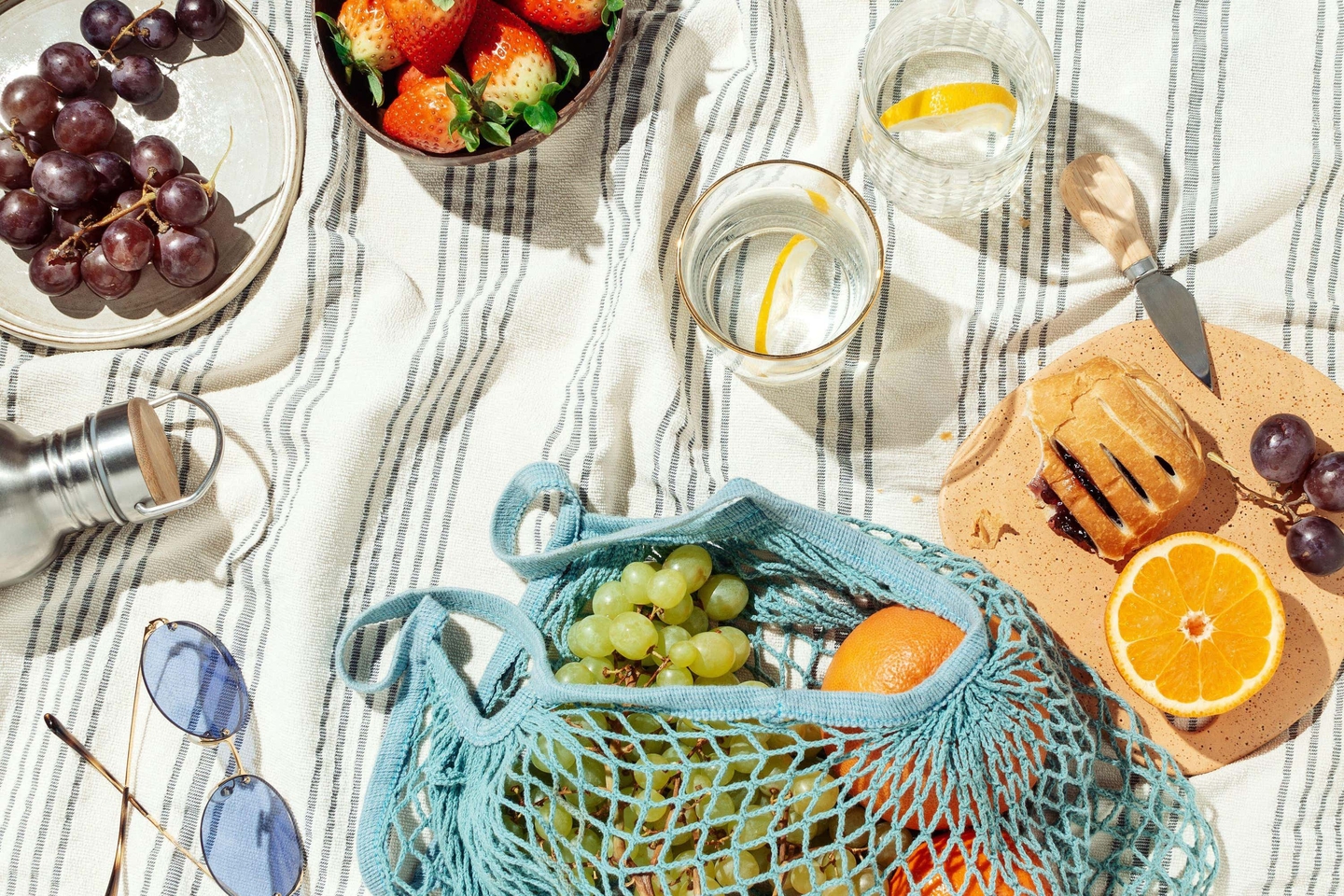 How to Pack a Plastic-Free Picnic