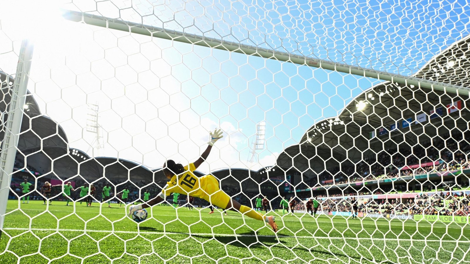 Canada vs Nigeria score, result as Christine Sinclair misses penalty in 0-0  draw in FIFA Women's World Cup