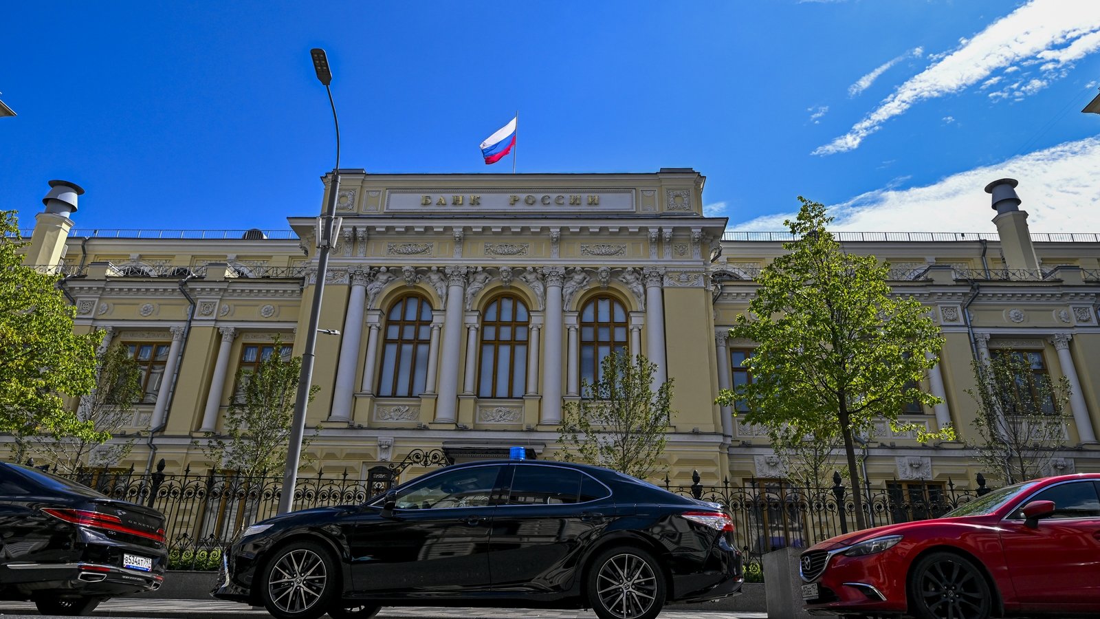 Russian central bank raises key rate amid weaker rouble