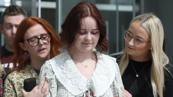 Karen Harkin, supported by family members, reads a statement outside court earlier this week (Pic: RollingNews.ie)