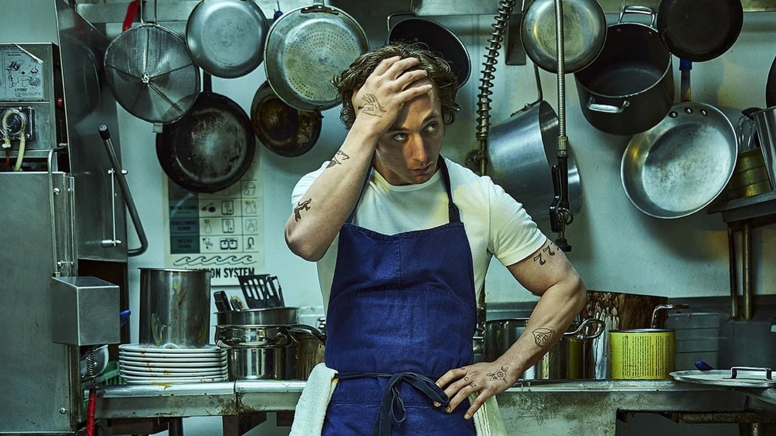 Jeremy Allen White on how 'The Bear' gets restaurant work right