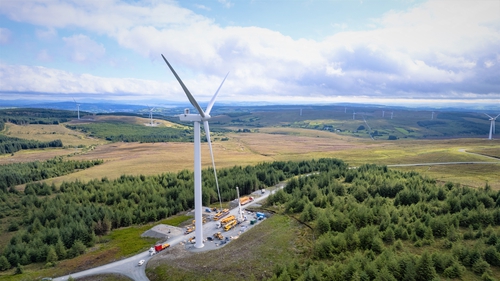 Final turbine installed at Lenalea Wind Farm