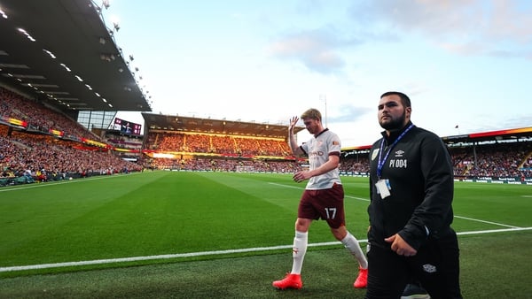 Kevin De Bruyne leaves the pitch injured in Friday's Premier League opener at Burnley